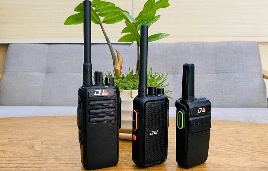 Review chi tiết các dòng bộ đàm DL nổi bật