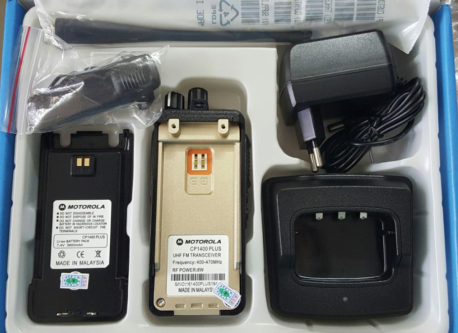 Bộ đàm cầm tay Motorola Cp 1400Plus giá rẻ, chất lượng tại Địa Long