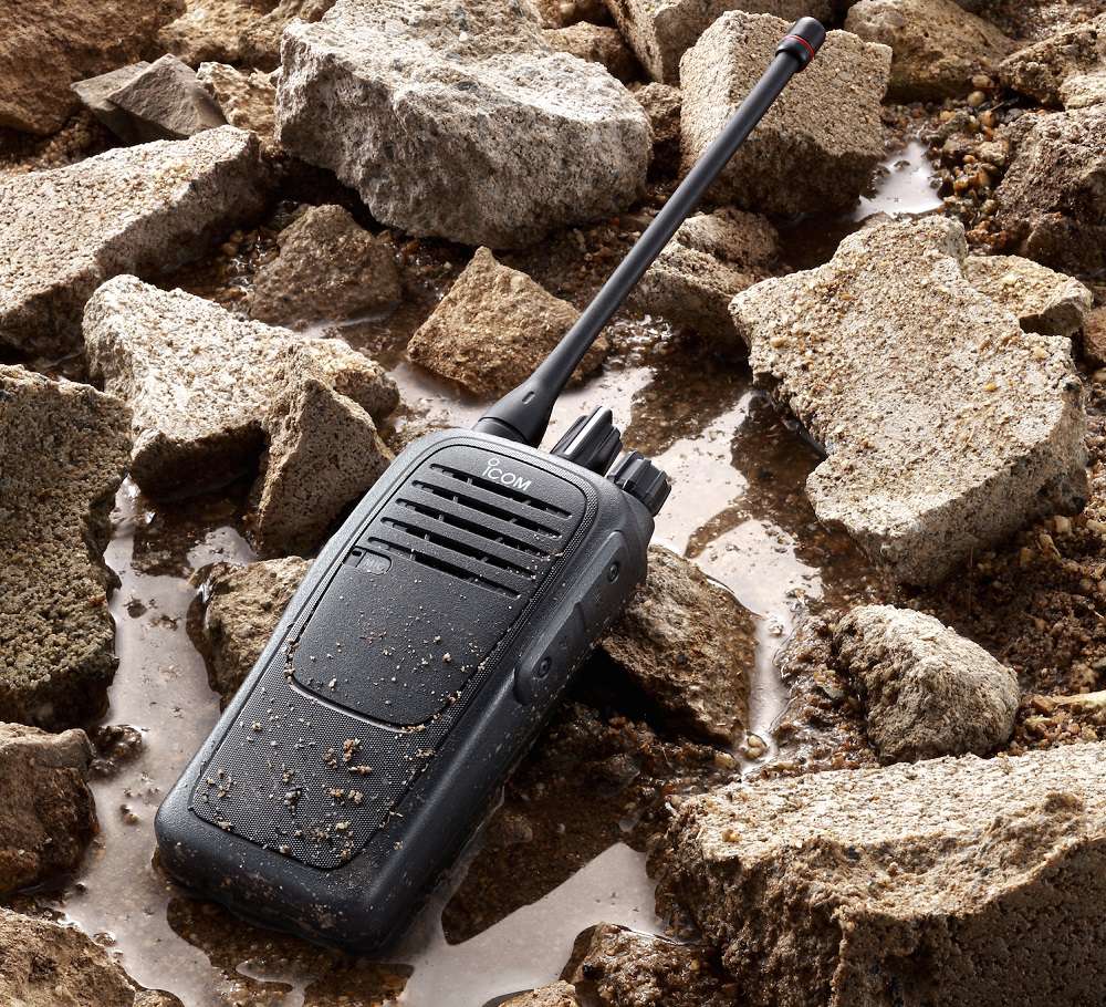 Tiêu chí lựa chọn máy bộ đàm công trường: Bền-Pin trâu- Sóng khỏe