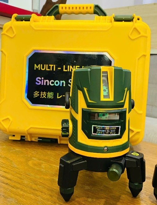 Máy laser 5 tia xanh dùng trong ốp gạch, đóng trần được không