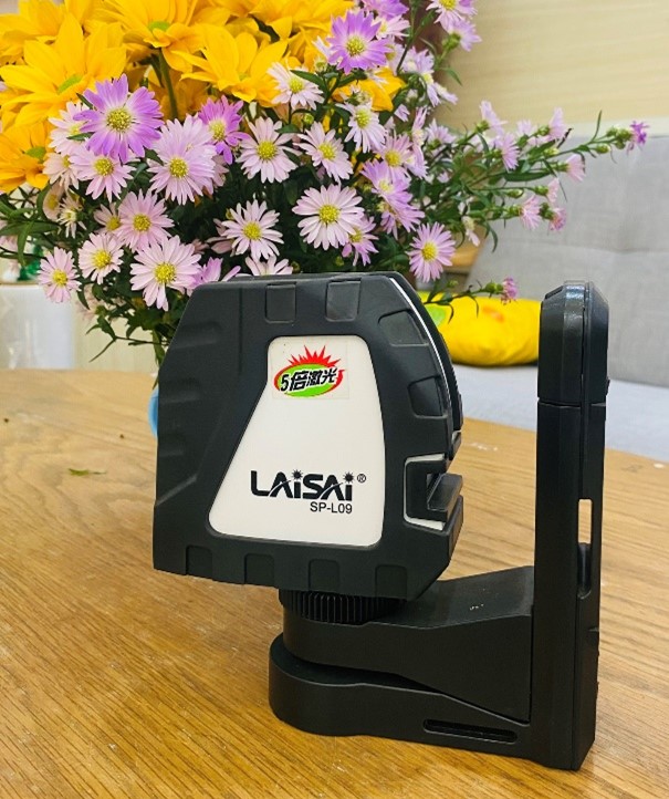 Máy cân bằng laser Laisai SP L09