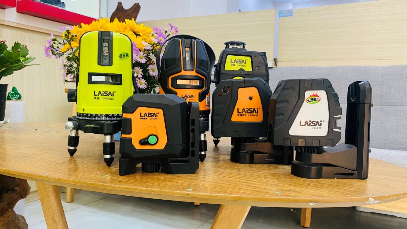 Chọn mua máy cân bằng laser 5 tia và 12 tia ở đâu uy tín