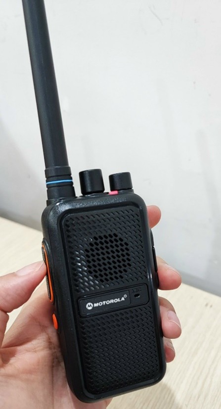 Máy bộ đàm Motorola XIR-P338