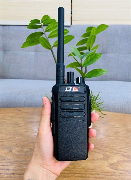 Đơn vị phân phối độc quyền máy bộ đàm DL T886