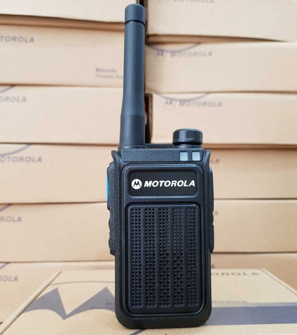 Máy bộ đàm Motorola XIR 6620i